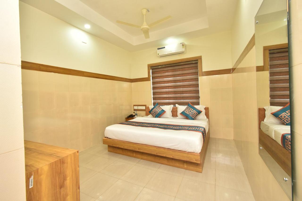 Hotel Kannur Capital Caltex Luaran gambar