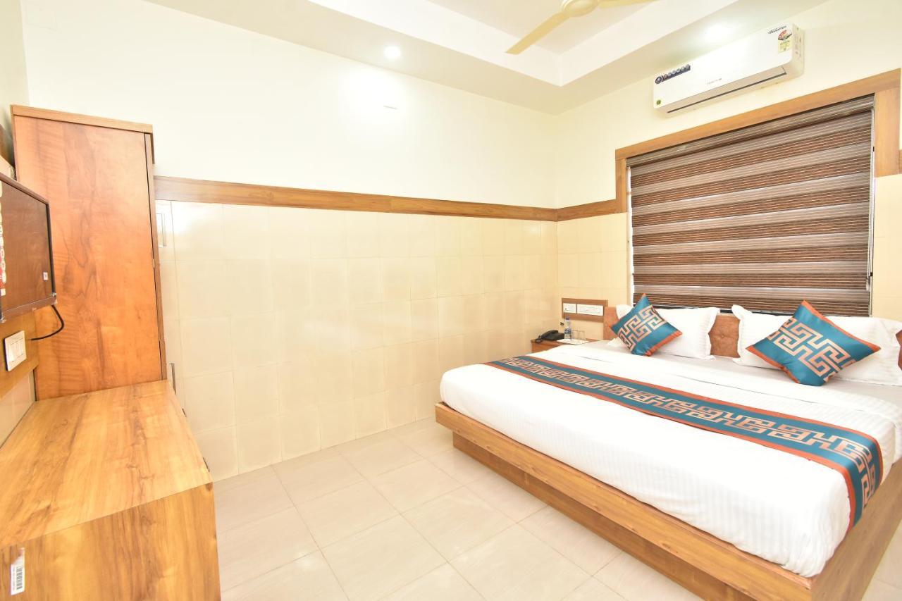 Hotel Kannur Capital Caltex Luaran gambar