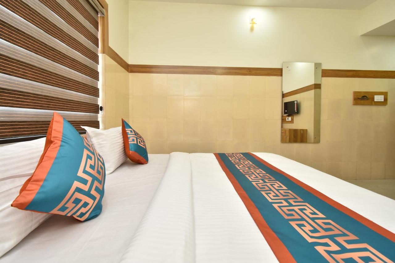 Hotel Kannur Capital Caltex Luaran gambar